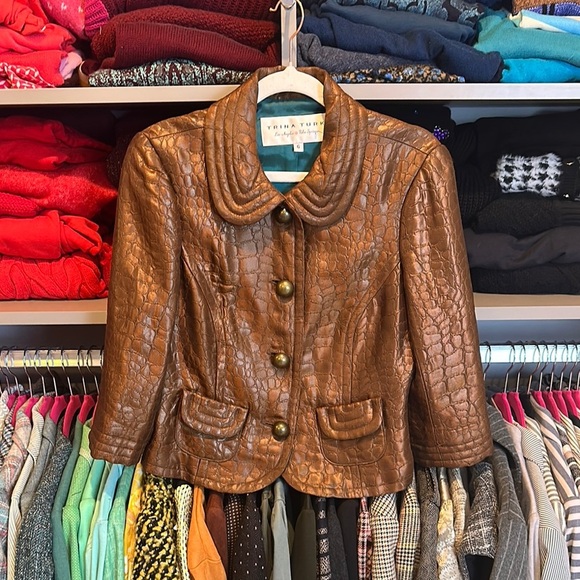 Vintage Trina Turk bronze 3/4 sleeve 4 button closure 2 pocket blazer size 6 - Picture 1 of 3